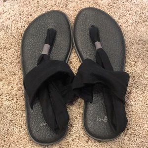 Sanuk sandals